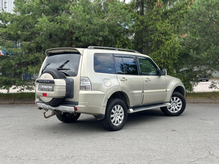 Mitsubishi Pajero IV Рестайлинг 1 Санкт-Петербург  - изображение 6
