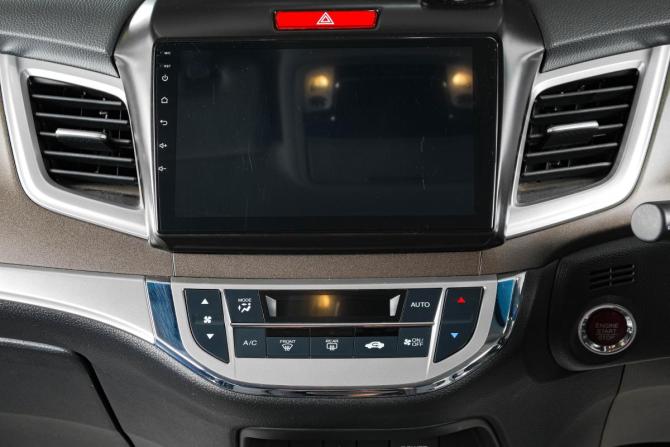 Honda Jade I Рестайлинг с пробегом 2019 года, цена 2 029 000 рублей, 56000 км, компактвэн, Автокод Объявления