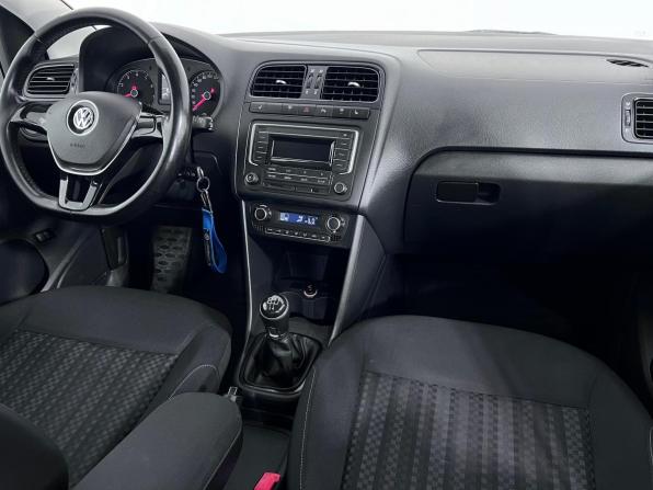 Volkswagen Polo V Рестайлинг с пробегом 2016 года, цена 1 065 000 рублей, 103032 км, седан, Автокод Объявления