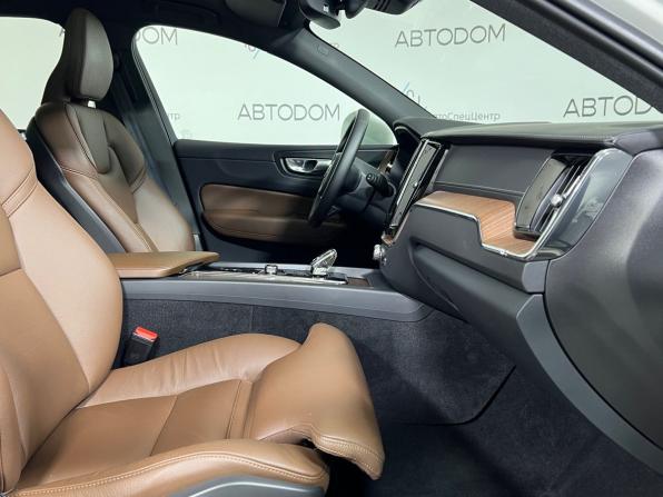 Volvo XC60 II Рестайлинг с пробегом 2023 года, цена 5 249 000 рублей, 28000 км, внедорожник, Автокод Объявления