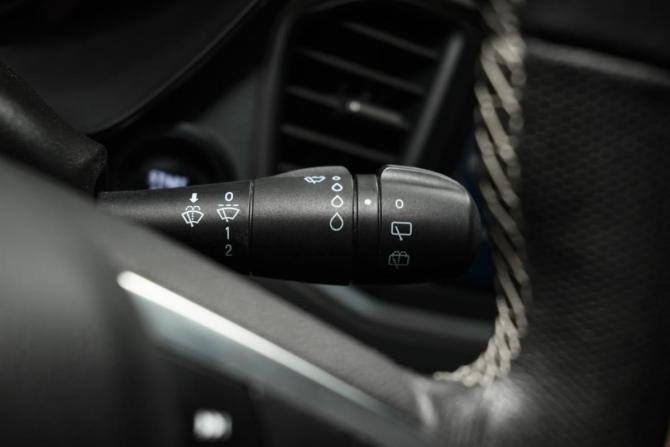 Lada (ВАЗ) Vesta I Рестайлинг (NG) с пробегом 2023 года, цена 1 469 000 рублей, 60469 км, универсал, Автокод Объявления