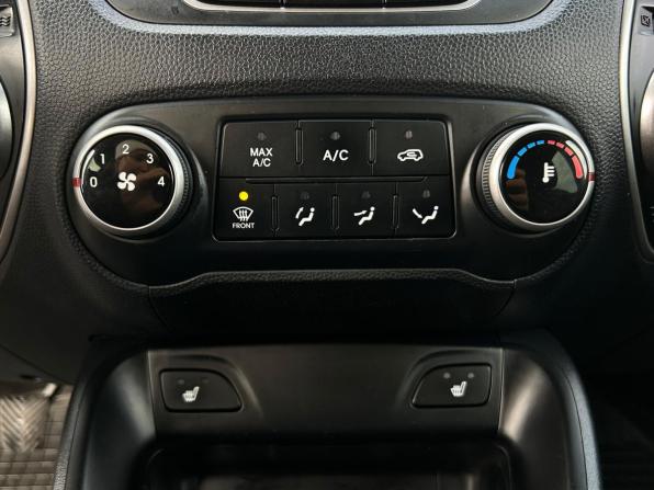 Hyundai ix35 I с пробегом 2010 года, цена 1 075 000 рублей, 220470 км, внедорожник, Автокод Объявления