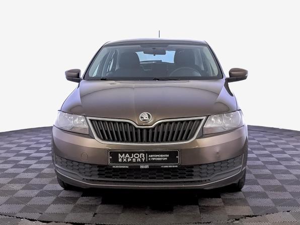 Skoda Rapid I Рестайлинг с пробегом 2019 года, цена 1 360 000 рублей, 109860 км, лифтбек, Автокод Объявления