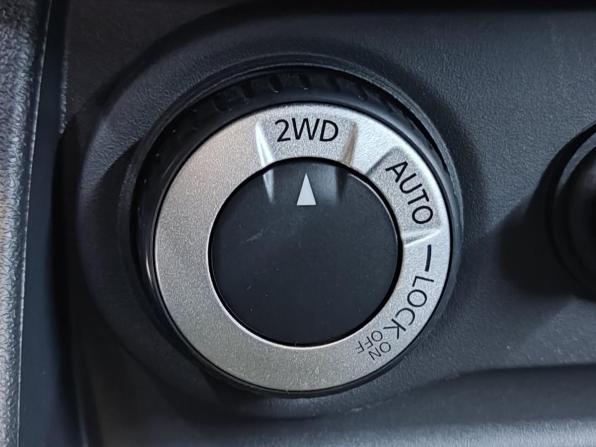 Nissan Terrano III (D10) с пробегом 2015 года, цена 1 330 000 рублей, 110479 км, внедорожник, Автокод Объявления