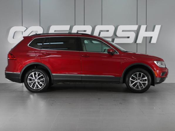 Volkswagen Tiguan II с пробегом 2019 года, цена 2 489 000 рублей, 78128 км, внедорожник, Автокод Объявления