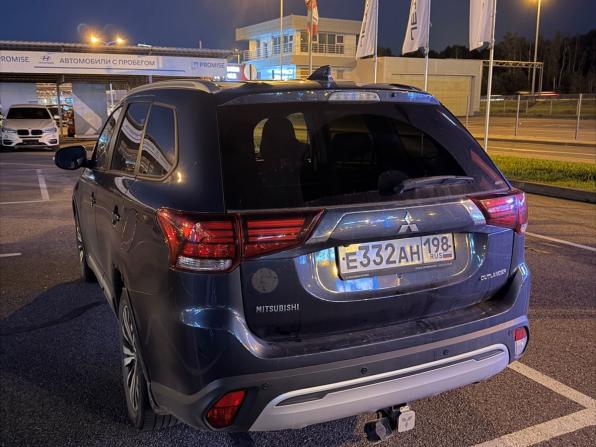 Mitsubishi Outlander III Рестайлинг 3 с пробегом 2019 года, цена 2 379 000 рублей, 60000 км, внедорожник, Автокод Объявления