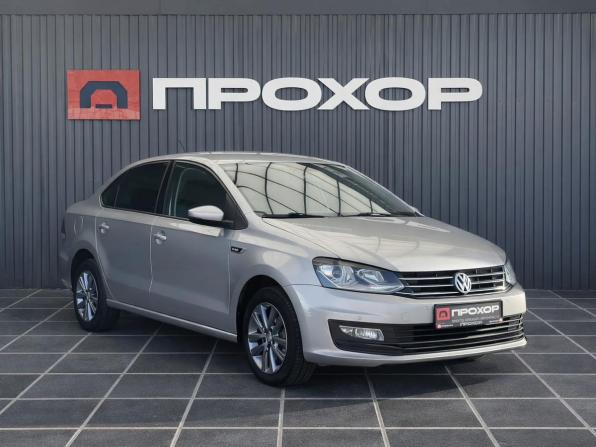 Volkswagen Polo V Рестайлинг с пробегом 2019 года, цена 1 487 000 рублей, 149298 км, седан, Автокод Объявления