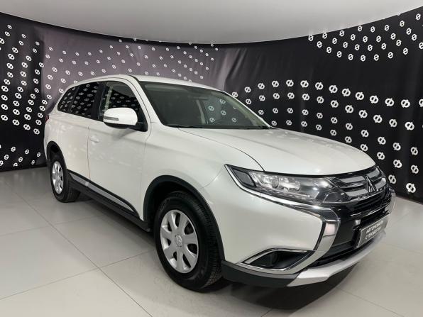 Mitsubishi Outlander III Рестайлинг 2 с пробегом 2017 года, цена 1 980 000 рублей, 116200 км, внедорожник, Автокод Объявления