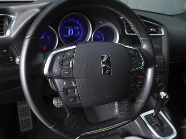 Citroen DS4 с пробегом 2013 года, цена 950 000 рублей, 69946 км, хэтчбек, Автокод Объявления
