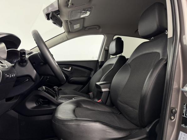Hyundai ix35 I с пробегом 2011 года, цена 1 150 000 рублей, 180000 км, внедорожник, Автокод Объявления