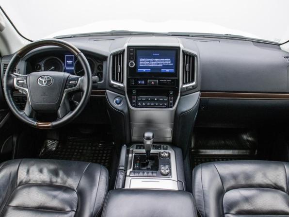 Toyota Land Cruiser 200 Series Рестайлинг 2 с пробегом 2016 года, цена 5 495 000 рублей, 121500 км, внедорожник, Автокод Объявления