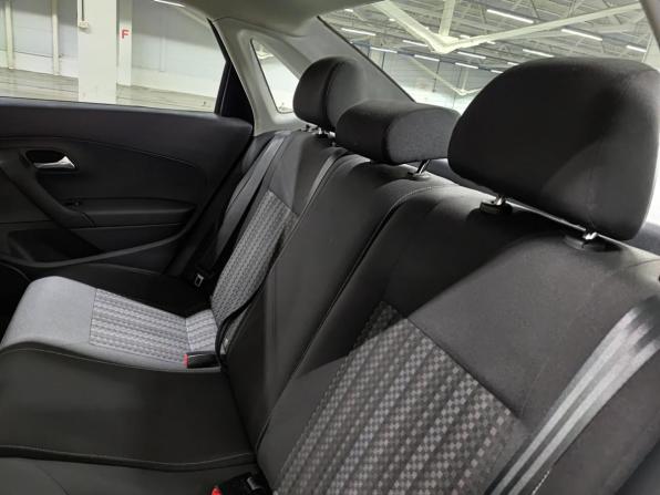 Volkswagen Polo V Рестайлинг с пробегом 2017 года, цена 1 210 000 рублей, 73893 км, седан, Автокод Объявления