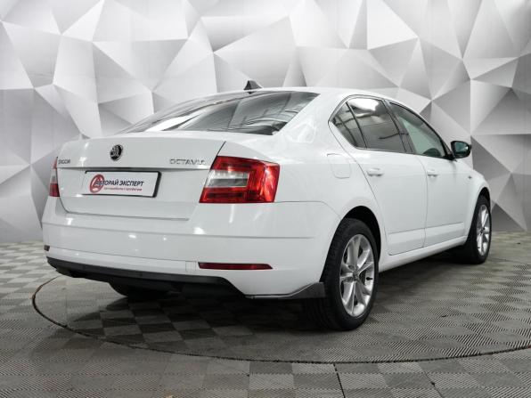 Skoda Octavia III (A7) Рестайлинг с пробегом 2019 года, цена 1 696 000 рублей, 145000 км, лифтбек, Автокод Объявления