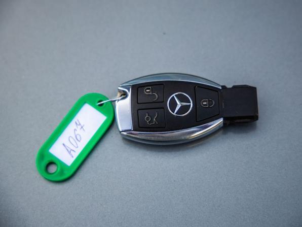 Mercedes-Benz E-Класс IV (W212 S212 C207) Рестайлинг с пробегом 2014 года, цена 1 778 000 рублей, 280561 км, седан, Автокод Объявления