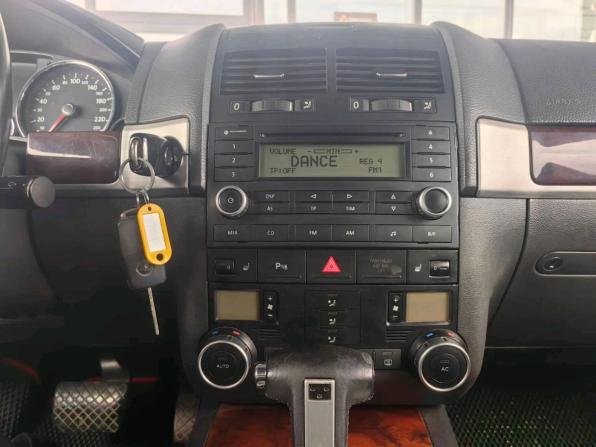 Volkswagen Touareg I Рестайлинг с пробегом 2008 года, цена 1 200 000 рублей, 173919 км, внедорожник, Автокод Объявления
