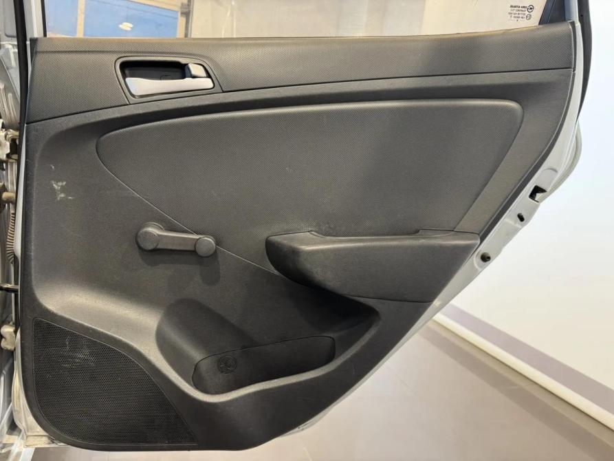 Hyundai Solaris I Рестайлинг Подольск  - изображение 16