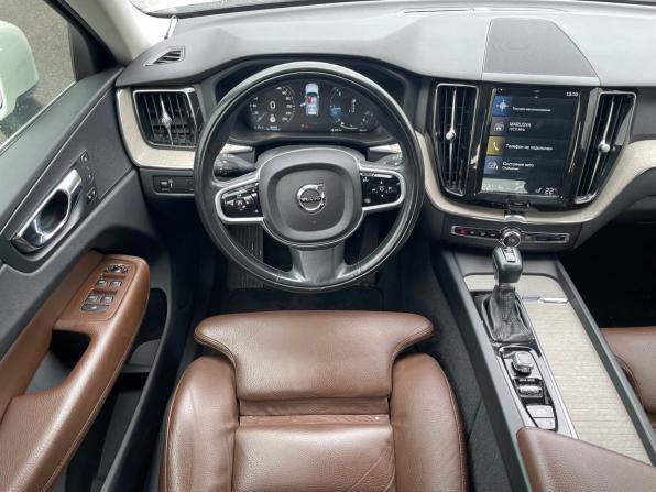 Volvo XC60 II с пробегом 2018 года, цена 2 939 000 рублей, 185600 км, внедорожник, Автокод Объявления
