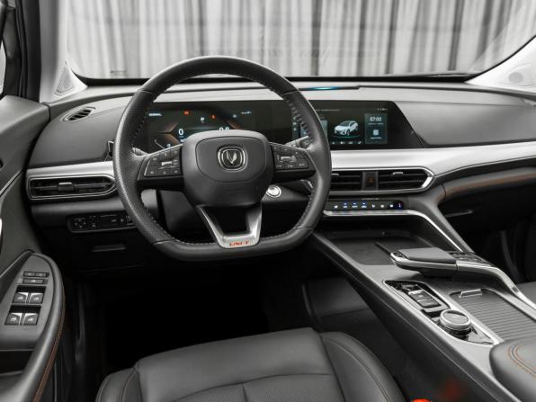 Changan UNI-T I с пробегом 2023 года, цена 2 190 000 рублей, 26391 км, внедорожник, Автокод Объявления