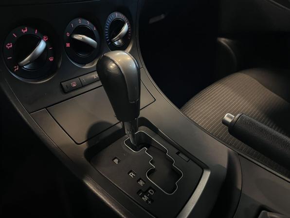 Mazda 3 II (BL) Рестайлинг с пробегом 2012 года, цена 800 000 рублей, 139787 км, хэтчбек, Автокод Объявления