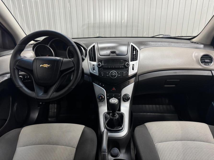 Chevrolet Cruze I Рестайлинг Магнитогорск  - изображение 9