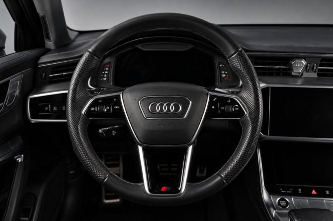 Audi A6 V (C8) с пробегом 2021 года, цена 3 609 000 рублей, 130000 км, седан, Автокод Объявления