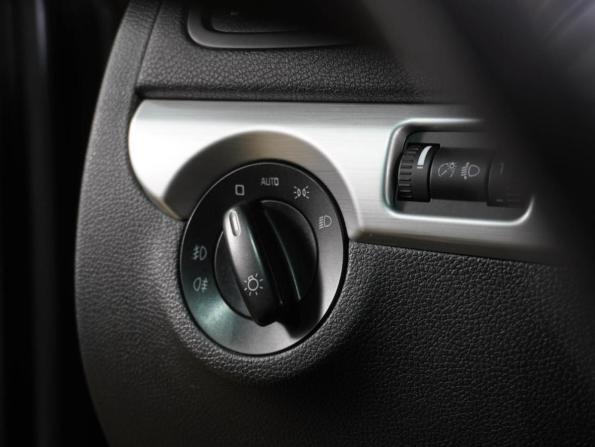 Skoda Yeti I Рестайлинг с пробегом 2014 года, цена 1 359 000 рублей, 123879 км, внедорожник, Автокод Объявления
