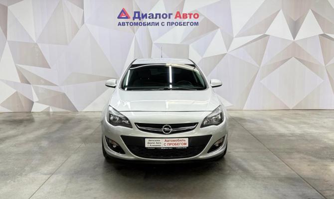 Opel Astra J Рестайлинг с пробегом 2013 года, цена 560 000 рублей, 220132 км, хэтчбек, Автокод Объявления