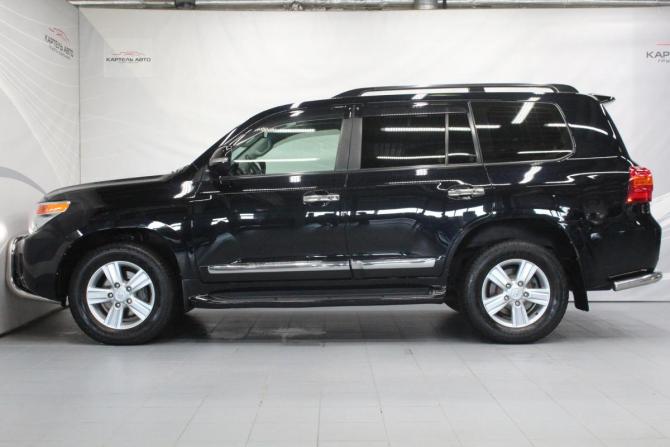 Toyota Land Cruiser 200 Series Рестайлинг 1 с пробегом 2013 года, цена 3 569 000 рублей, 351564 км, внедорожник, Автокод Объявления