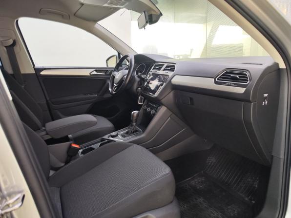 Volkswagen Tiguan II с пробегом 2019 года, цена 2 789 000 рублей, 91500 км, внедорожник, Автокод Объявления