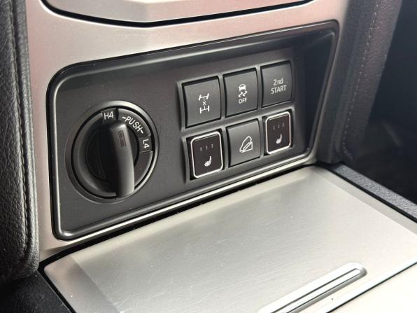 Toyota Land Cruiser Prado 150 Series Рестайлинг 2 с пробегом 2020 года, цена 5 490 000 рублей, 78000 км, внедорожник, Автокод Объявления