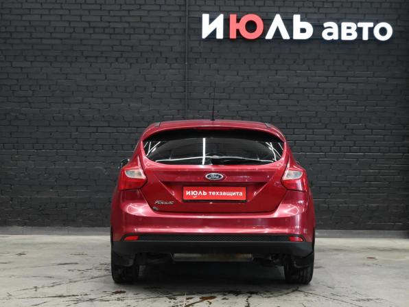 Ford Focus III с пробегом 2011 года, цена 780 000 рублей, 241862 км, хэтчбек, Автокод Объявления