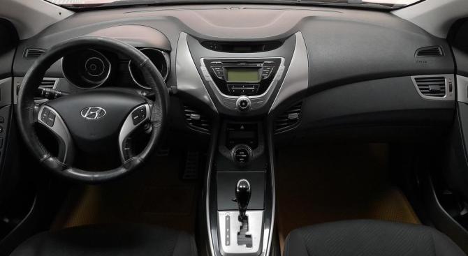 Hyundai Elantra V (MD) с пробегом 2012 года, цена 799 000 рублей, 146641 км, седан, Автокод Объявления