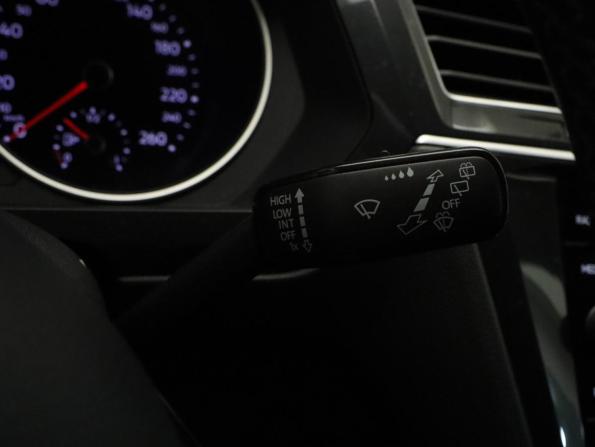 Volkswagen Tiguan II с пробегом 2020 года, цена 2 775 000 рублей, 75058 км, внедорожник, Автокод Объявления