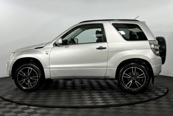 Suzuki Grand Vitara II с пробегом 2005 года, цена 650 000 рублей, 249485 км, внедорожник, Автокод Объявления