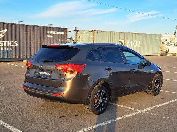 Kia Ceed II с пробегом 2014 года, цена 1 000 000 рублей, 236796 км, универсал, Автокод Объявления