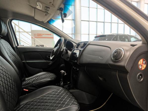 Renault Logan II Рестайлинг с пробегом 2018 года, цена 846 000 рублей, 134615 км, седан, Автокод Объявления
