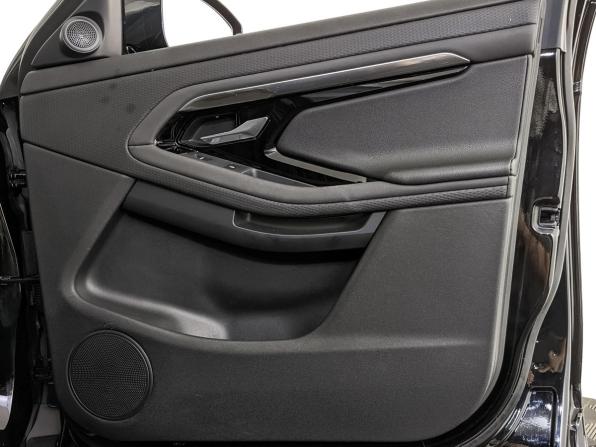 Land Rover Range Rover Evoque II с пробегом 2019 года, цена 3 690 000 рублей, 67808 км, внедорожник, Автокод Объявления