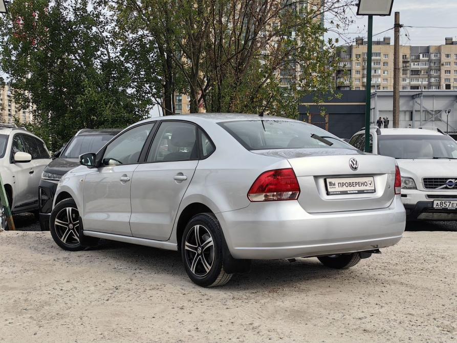 Volkswagen Polo V Санкт-Петербург  - изображение 8