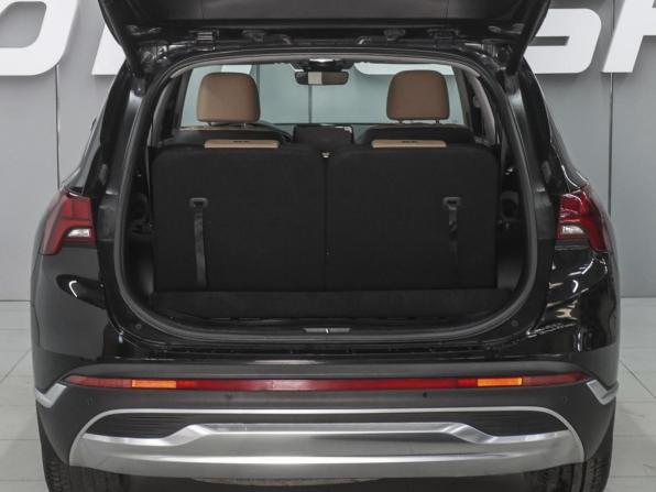 Hyundai Santa Fe IV Рестайлинг с пробегом 2023 года, цена 4 570 000 рублей, 31460 км, внедорожник, Автокод Объявления