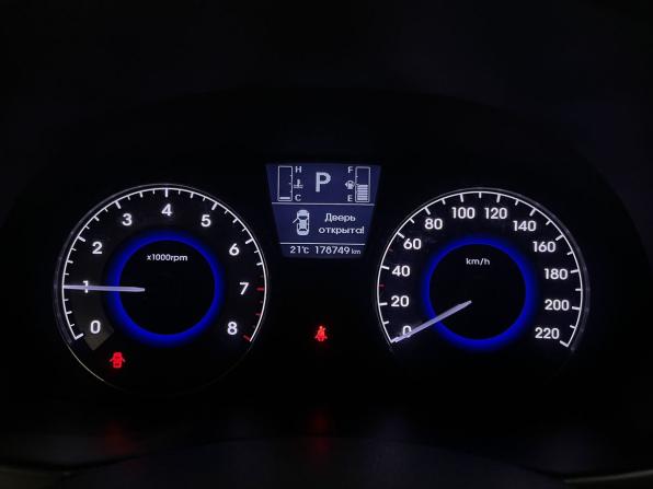Hyundai Solaris I Рестайлинг с пробегом 2016 года, цена 1 020 000 рублей, 178747 км, седан, Автокод Объявления