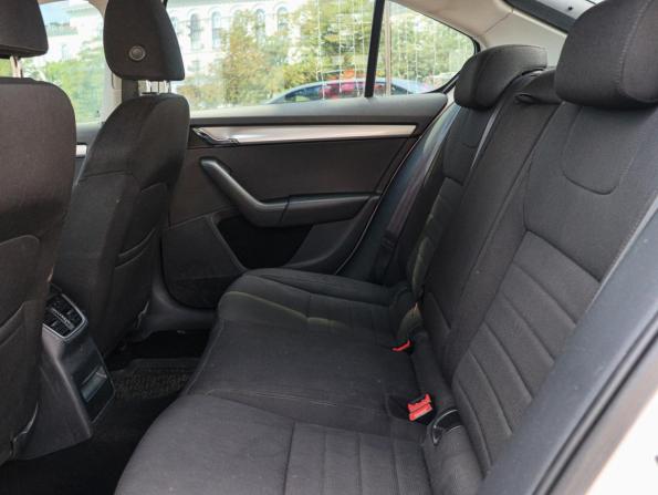 Skoda Octavia III (A7) с пробегом 2013 года, цена 1 050 000 рублей, 157732 км, лифтбек, Автокод Объявления