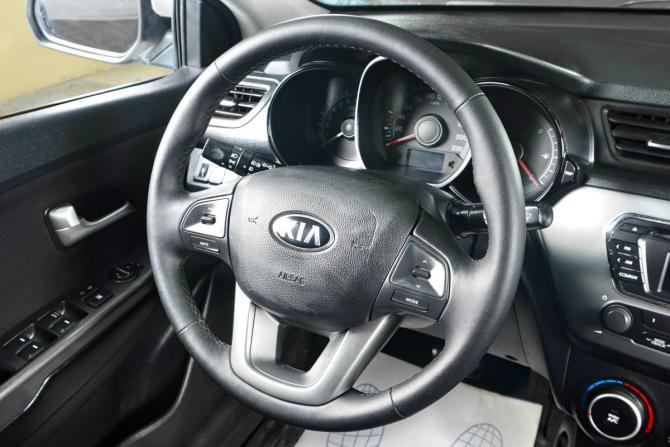 Kia Rio III с пробегом 2014 года, цена 929 000 рублей, 197000 км, седан, Автокод Объявления