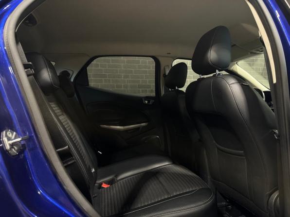 Ford EcoSport II Рестайлинг с пробегом 2018 года, цена 1 350 000 рублей, 130030 км, внедорожник, Автокод Объявления