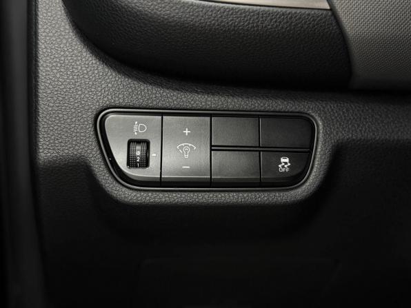 Kia Seltos I с пробегом 2021 года, цена 2 120 000 рублей, 93801 км, внедорожник, Автокод Объявления