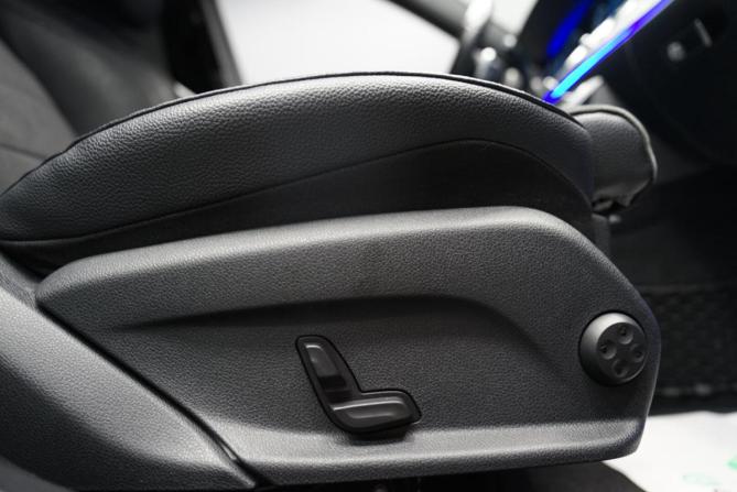 Mercedes-Benz E-Класс V (W213 S213 C238) с пробегом 2017 года, цена 3 499 000 рублей, 131000 км, седан, Автокод Объявления