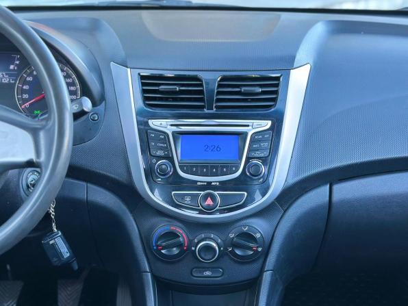 Hyundai Solaris I с пробегом 2014 года, цена 499 000 рублей, 281021 км, седан, Автокод Объявления