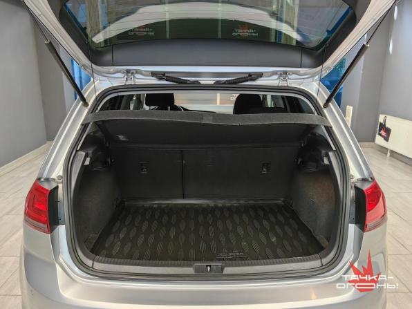 Volkswagen Golf VII с пробегом 2013 года, цена 827 000 рублей, 192028 км, хэтчбек, Автокод Объявления