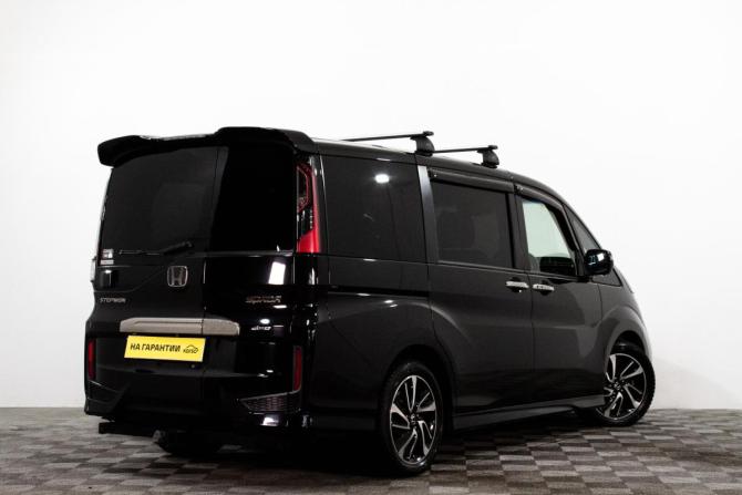 Honda Stepwgn V с пробегом 2016 года, цена 2 329 000 рублей, 92814 км, минивэн, Автокод Объявления