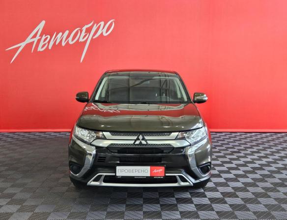Mitsubishi Outlander III Рестайлинг 3 с пробегом 2019 года, цена 1 995 000 рублей, 135544 км, внедорожник, Автокод Объявления