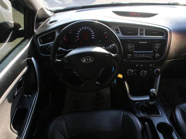 Kia Ceed II с пробегом 2014 года, цена 950 000 рублей, 265862 км, универсал, Автокод Объявления